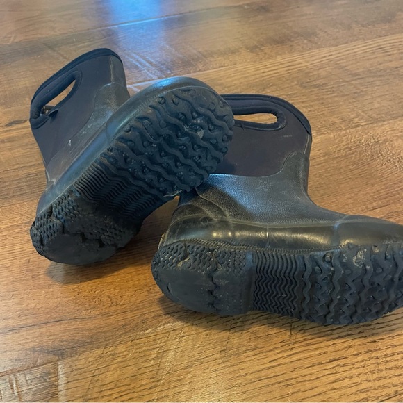 Bogs - Picture 2 of 3